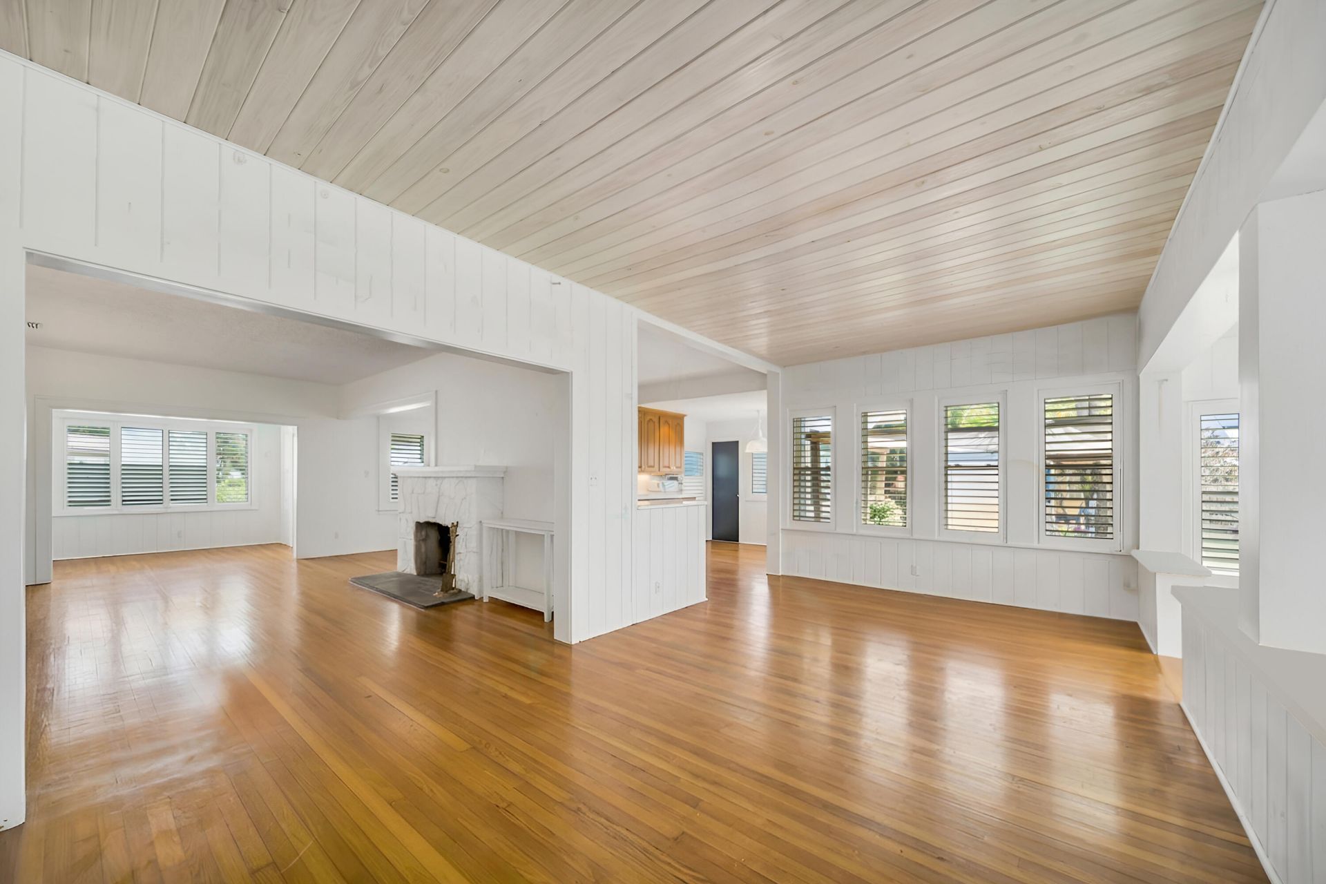 1408 N Lakeside Drive, Lake Worth Beach, FL 33460 Photo