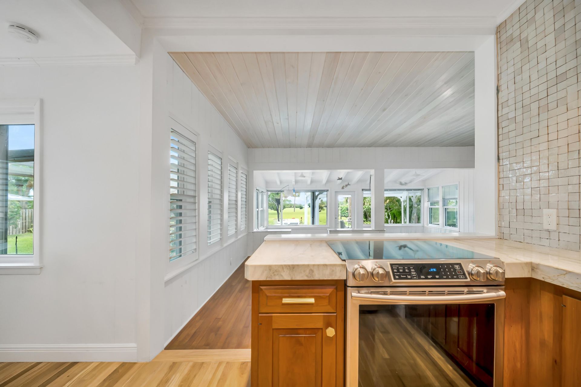 1408 N Lakeside Drive, Lake Worth Beach, FL 33460 Photo