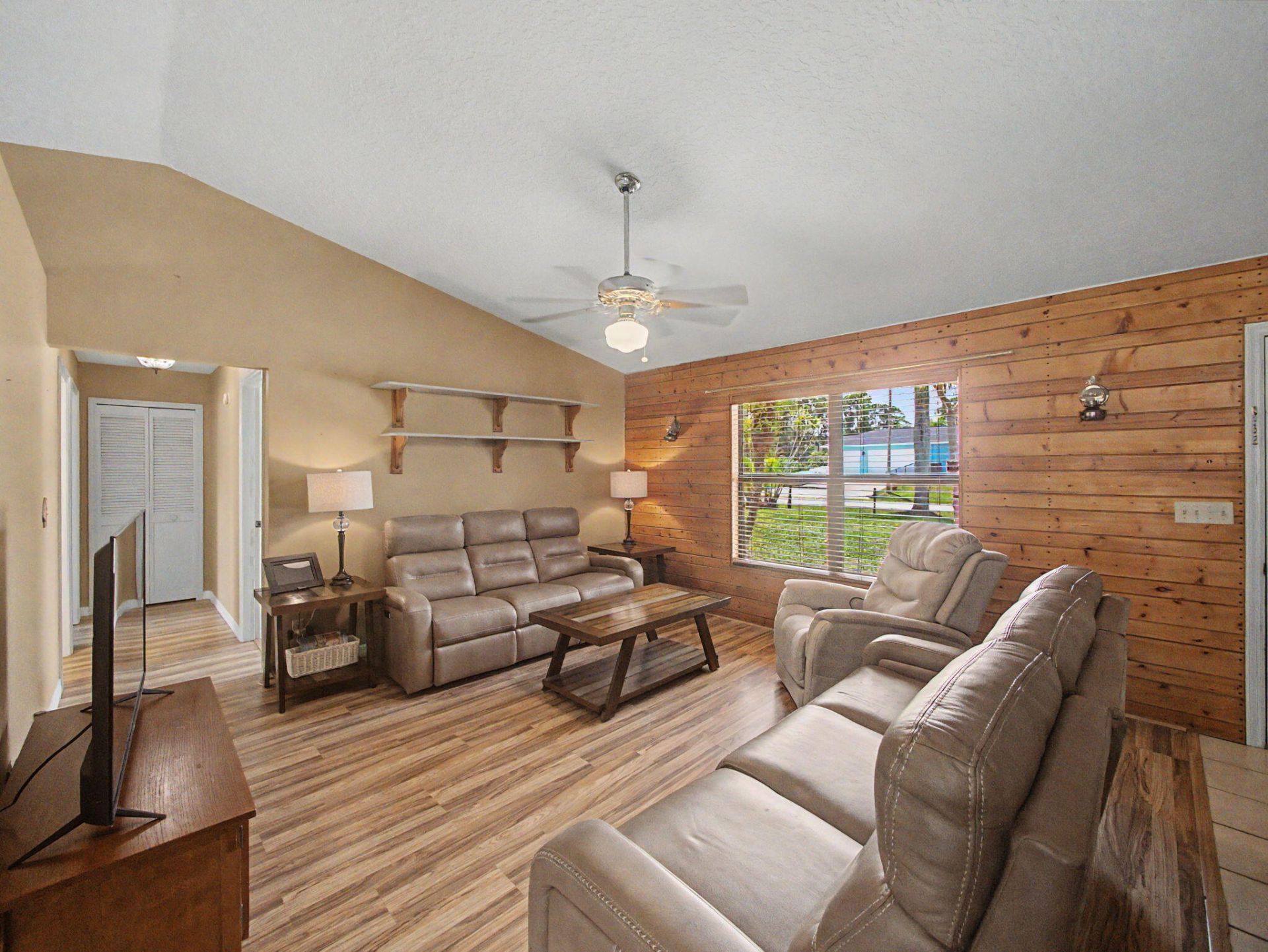 16590 122nd Drive N, Jupiter, FL 33478 Photo