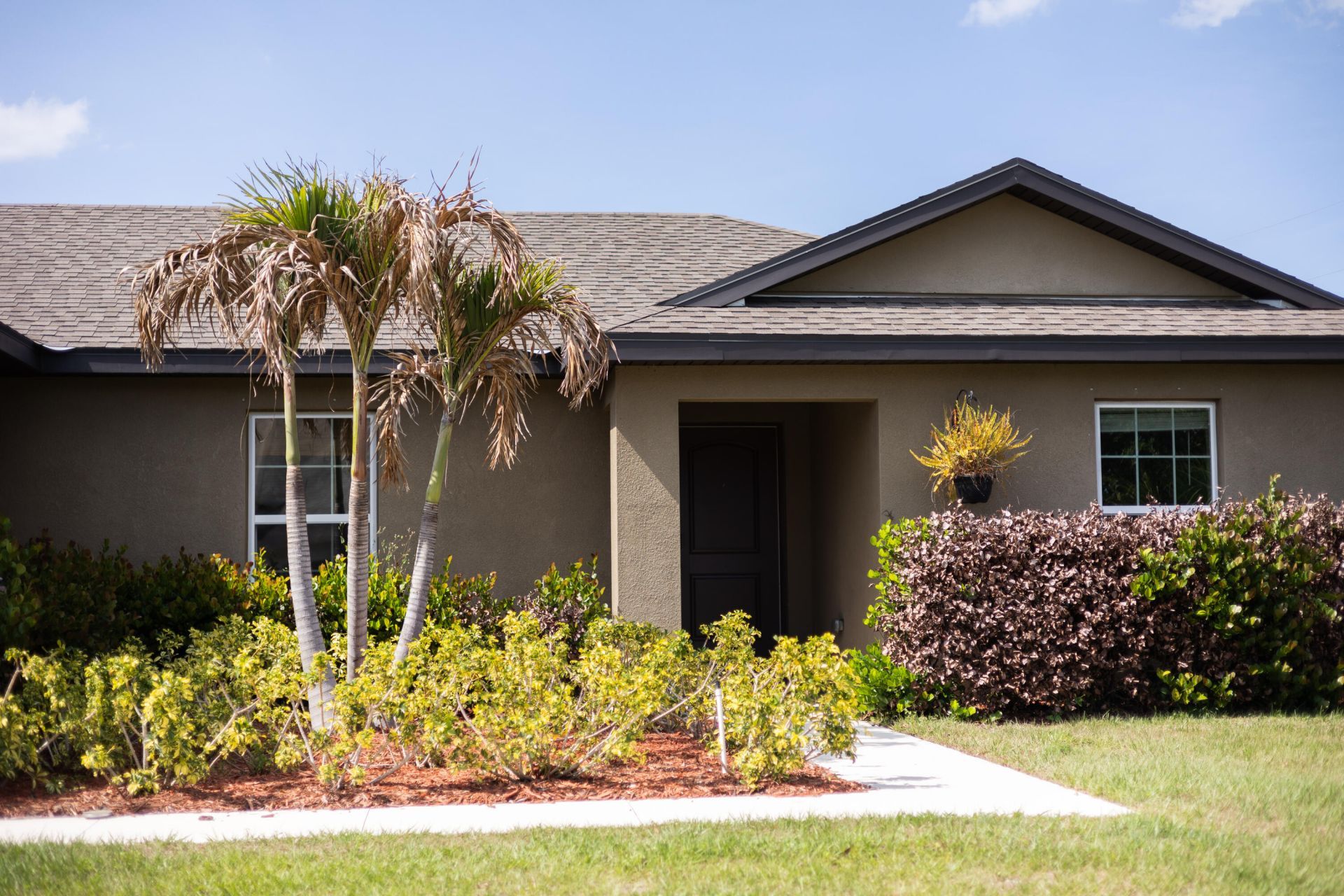 2581 SE Dogwood Avenue, Port Saint Lucie, FL 34952 Photo
