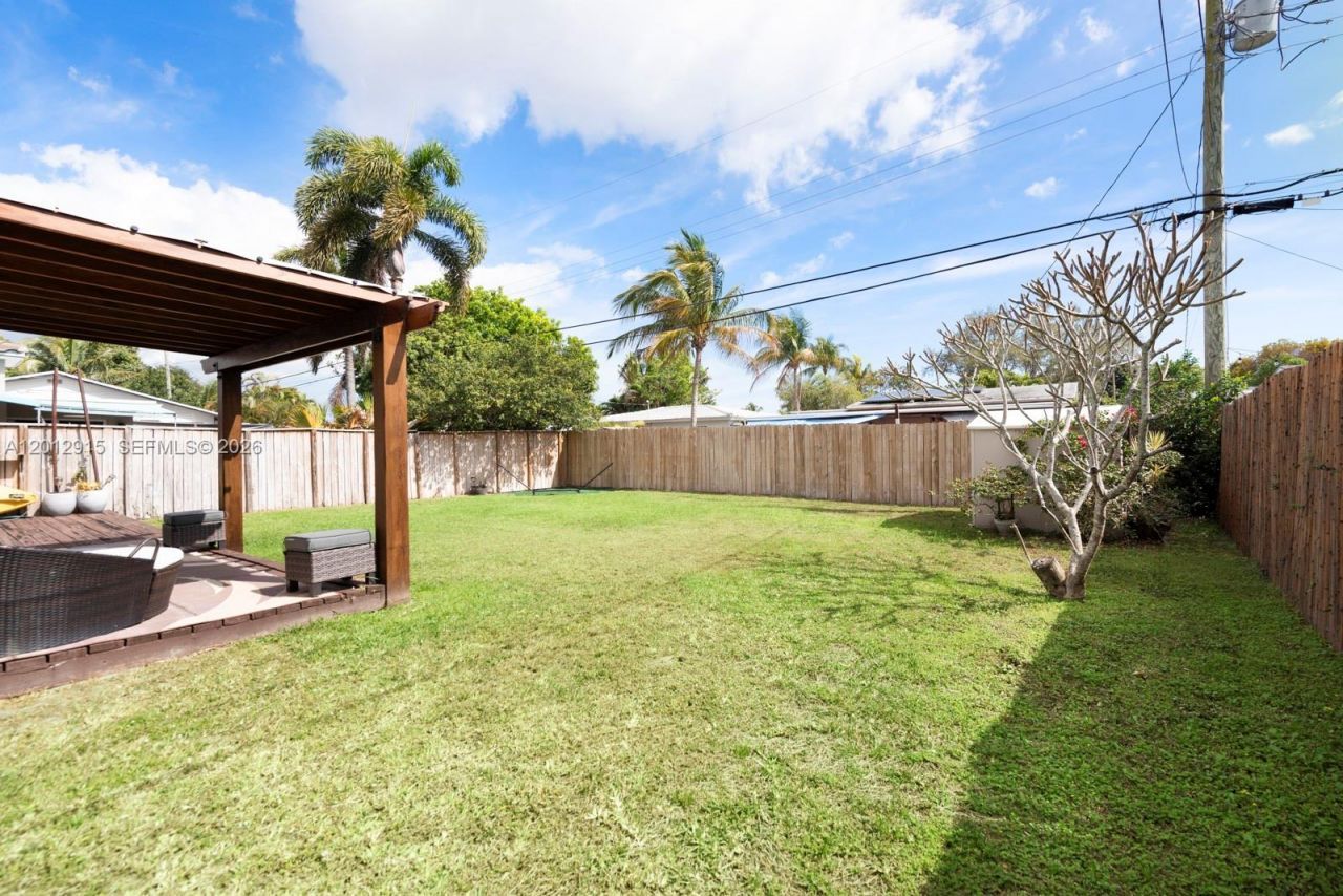 5224 NE 1st Ave , Fort Lauderdale, FL 33334 Photo