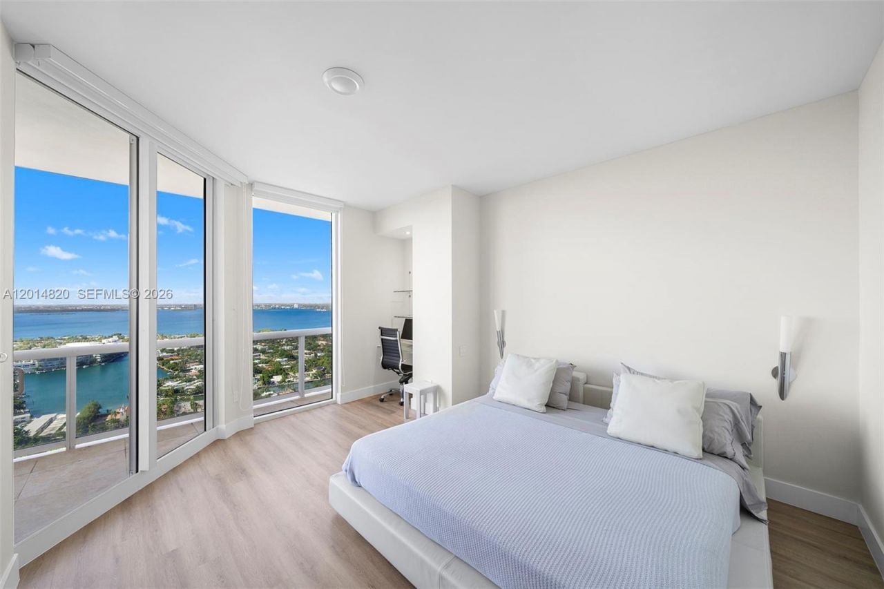 4775 Collins Ave , Unit PH4306, Miami Beach, FL 33140 Photo