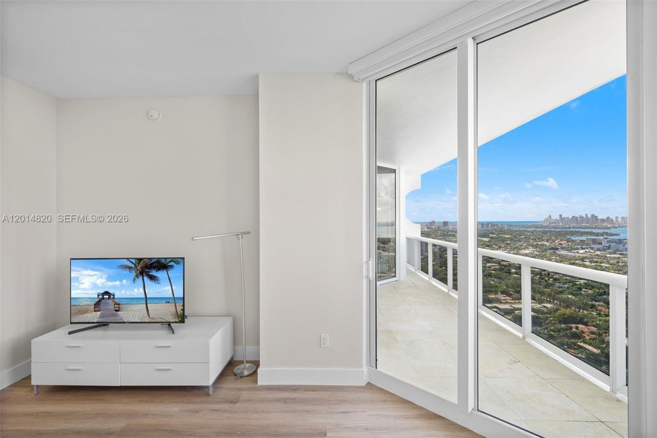 4775 Collins Ave , Unit PH4306, Miami Beach, FL 33140 Photo