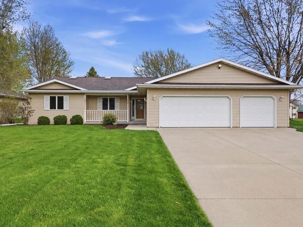 310 Forest Street, Fox Lake, WI 53933