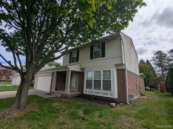 1344 Revere Drive, Troy, MI 48083