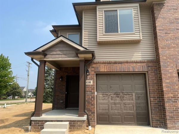 4100 SECLUDED PINES DR , Sterling Heights, MI 48314