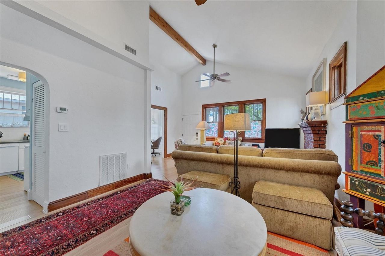 1676 Oak Street , Sarasota, FL 34236 Photo