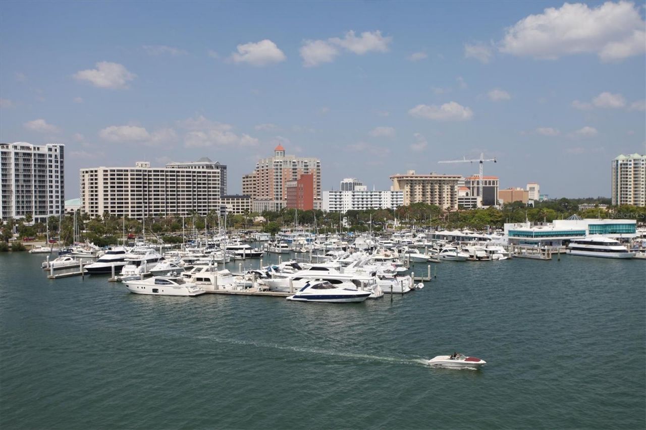 1676 Oak Street , Sarasota, FL 34236 Photo