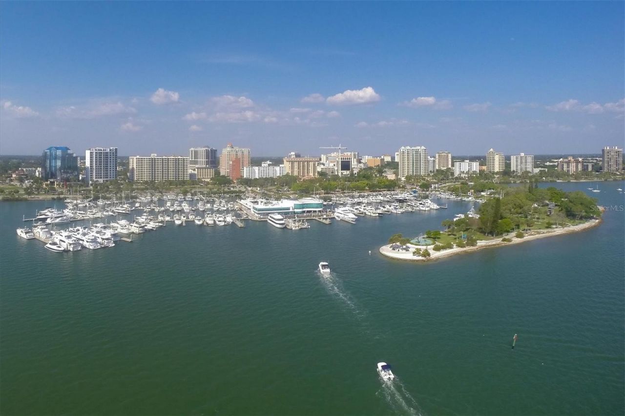 1676 Oak Street , Sarasota, FL 34236 Photo