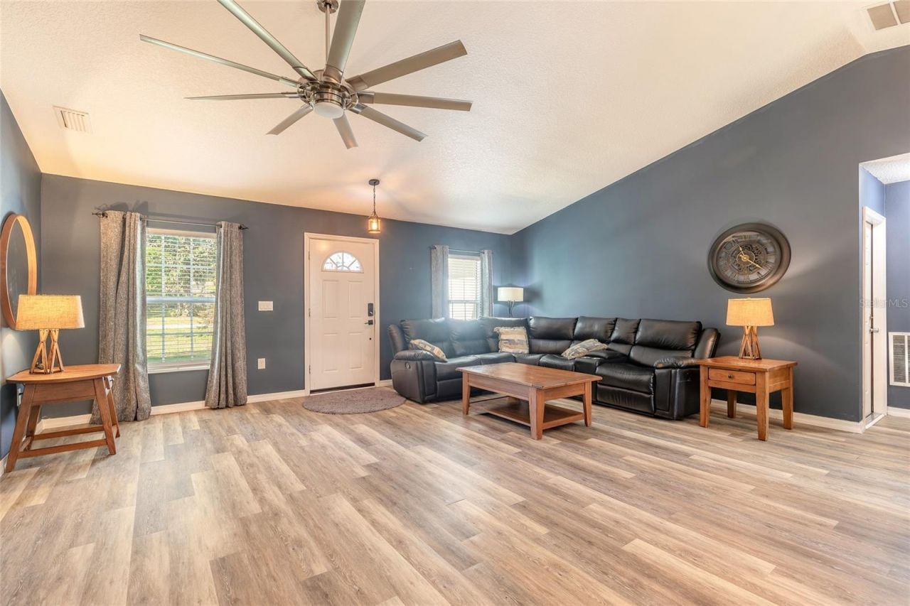 365 Alcazar Avenue, De Leon Springs, FL 32130 Photo