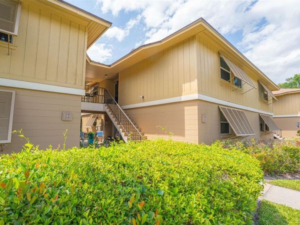 130 JASMINE WOODS COURT , Unit 2C, DELTONA, FL 32725