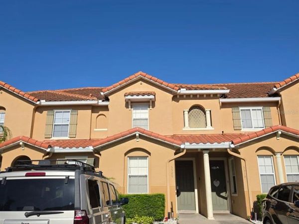 5520 PARADISE CAY CIRCLE , KISSIMMEE, FL 34746