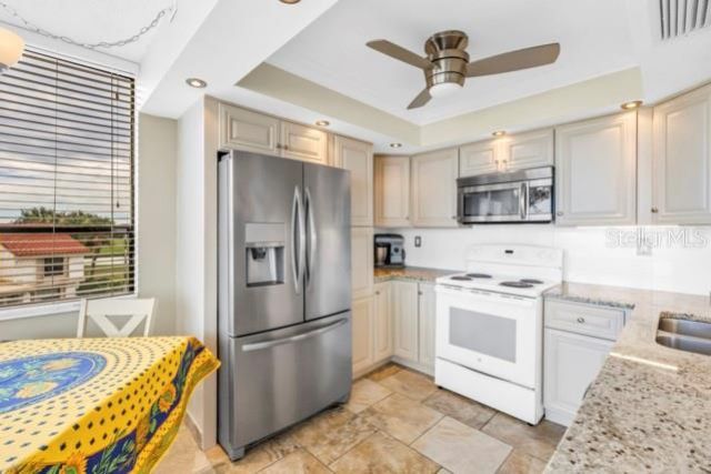 6279 Sun Boulevard , Unit 304, Saint Petersburg, FL 33715 Photo
