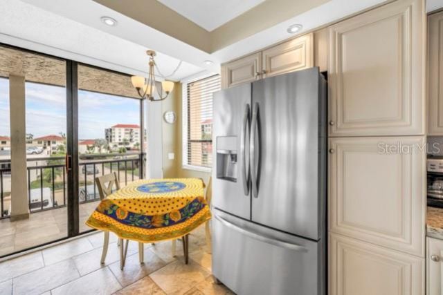 6279 Sun Boulevard , Unit 304, Saint Petersburg, FL 33715 Photo