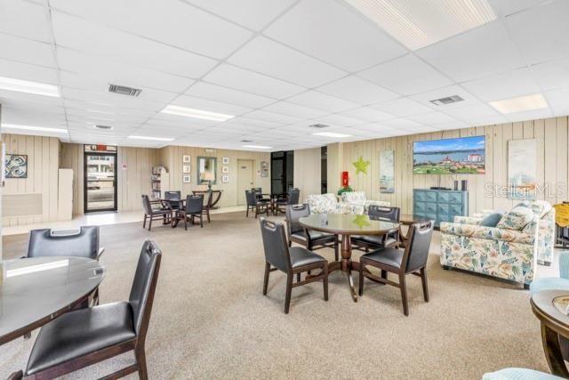 6279 Sun Boulevard , Unit 304, Saint Petersburg, FL 33715 Photo