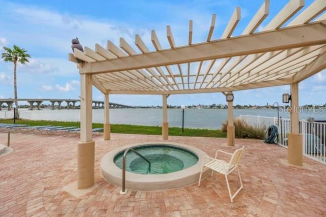 6279 Sun Boulevard , Unit 304, Saint Petersburg, FL 33715 Photo