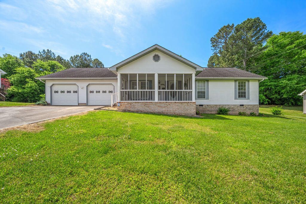 765 Lee Drive, Ringgold, GA 30736 Main Photo