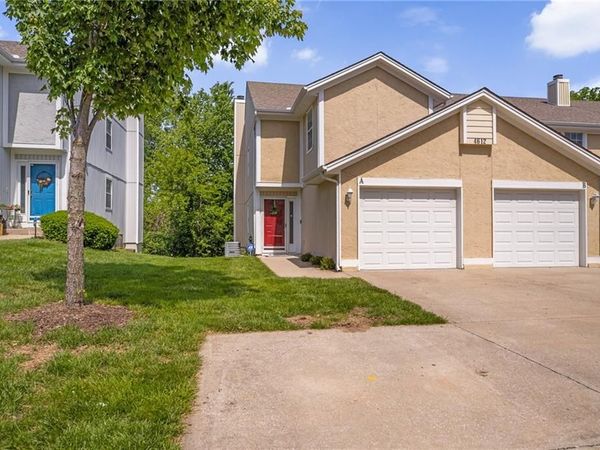 4612 NE Whispering Winds Drive, Unit A, Lee's Summit, MO 64064