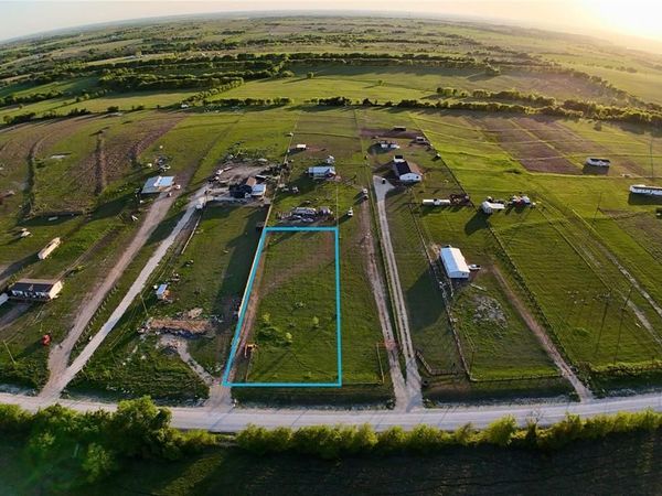 195 HCR 4434 , Itasca, TX 76055