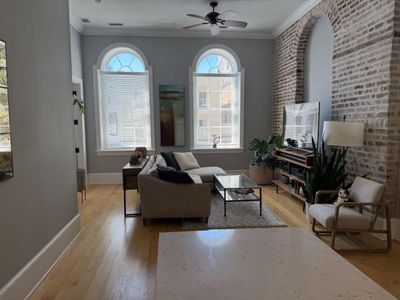 28 Broad Street, Unit 202, Charleston, SC 29401