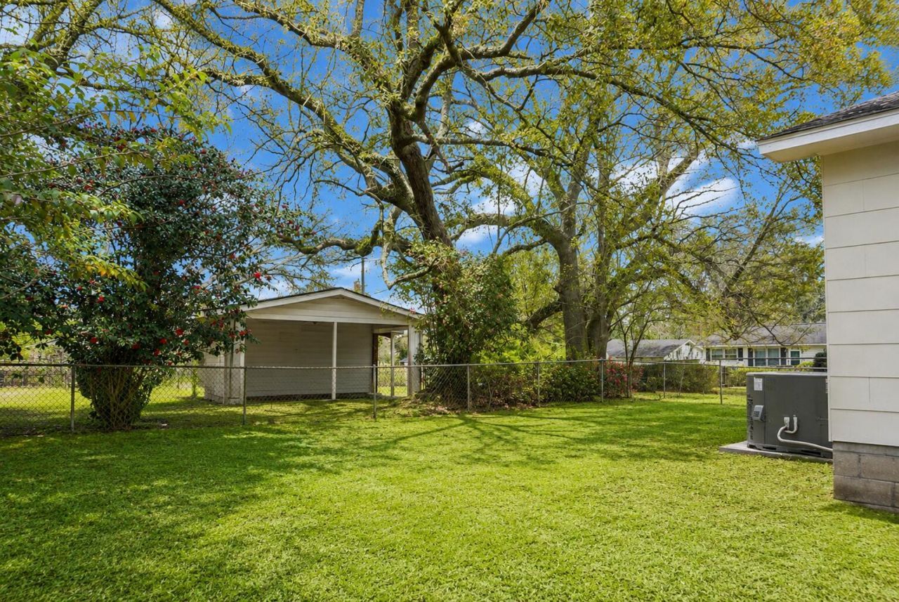 2664 Orchid Avenue Photo 18