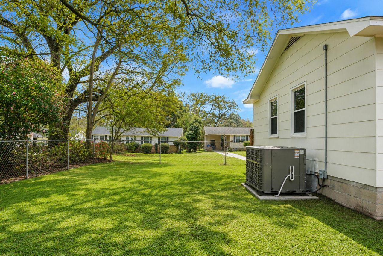 2664 Orchid Avenue Photo 20