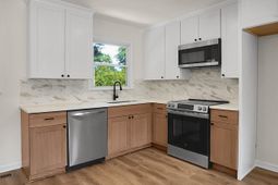 2664 Orchid Avenue photo 4