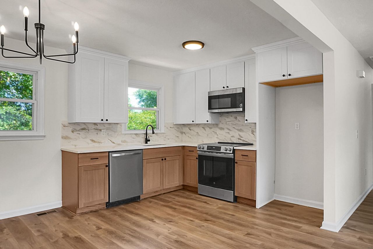 2664 Orchid Avenue Photo 8
