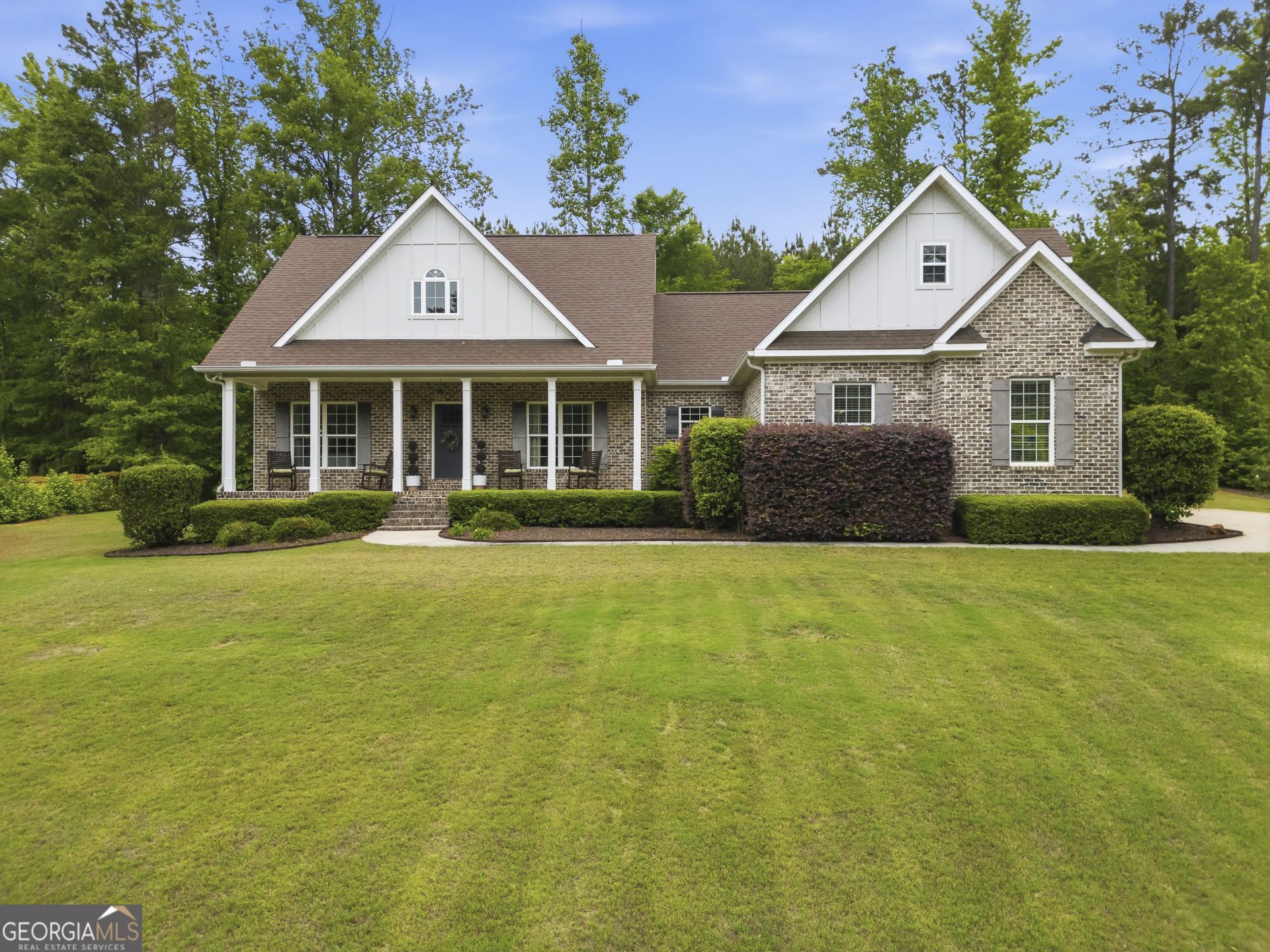 113 Oakwood Drive, Forsyth, GA 31029 Main Photo