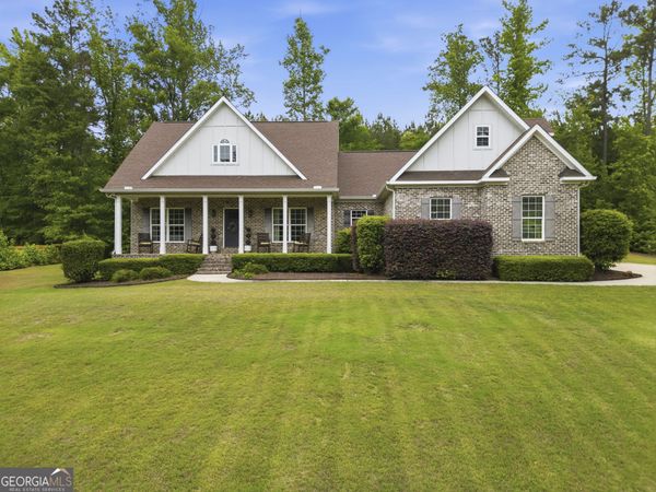 113 Oakwood Drive, Forsyth, GA 31029