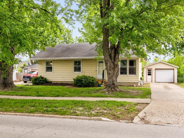 705 SE Trilein Drive, Ankeny, IA 50021