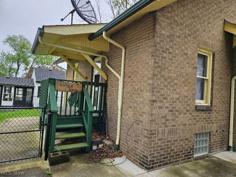 2293 Quayle Drive, Akron, OH 44312 Photo 4