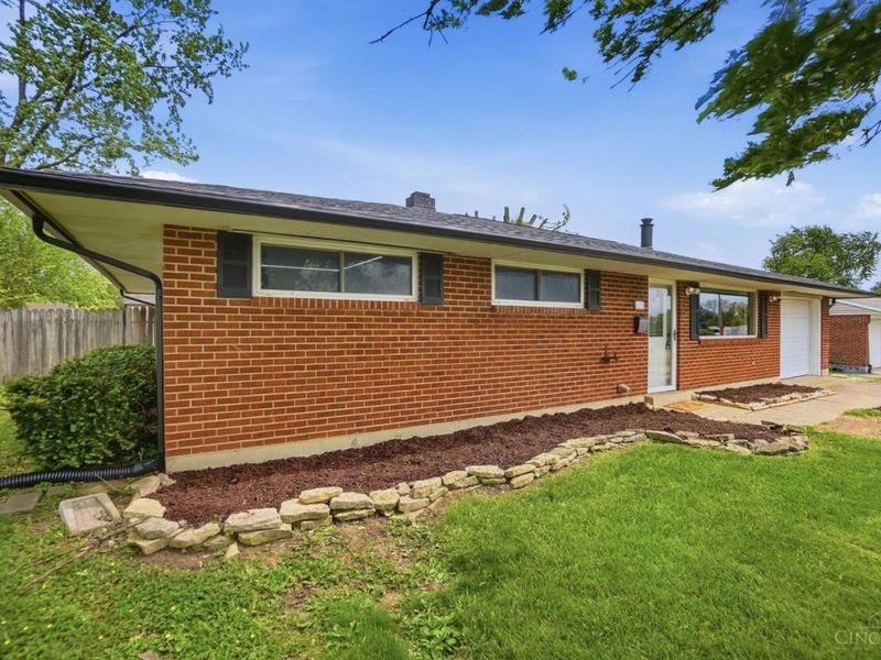 6136 Old Troy Pike, Huber Heights, OH 45424 Photo 3