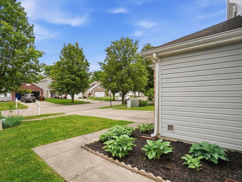 2068 Sheriton Court, Goshen Twp, OH 45140 Photo 3