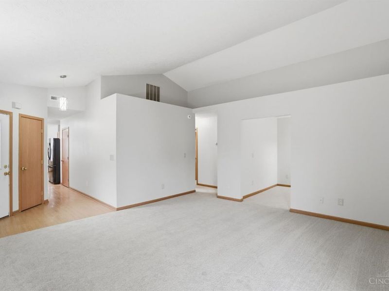 2068 Sheriton Court, Goshen Twp, OH 45140 Photo 9