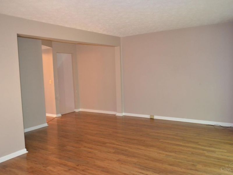 1040 Crisfield Drive, Union Twp, OH 45245 Photo 10