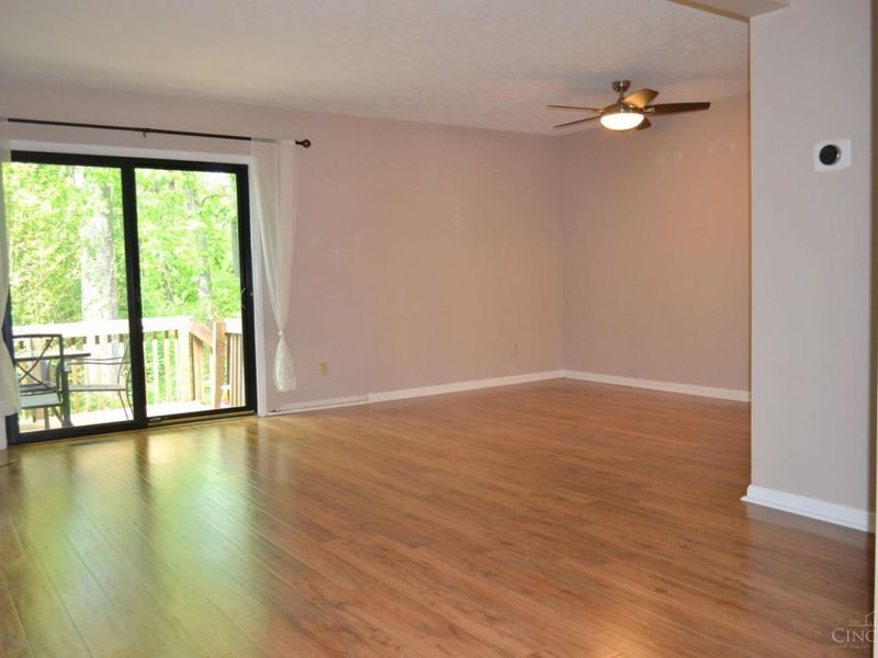 1040 Crisfield Drive, Union Twp, OH 45245 Photo 11