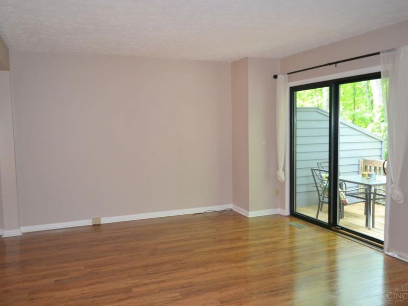 1040 Crisfield Drive, Union Twp, OH 45245 Photo 8