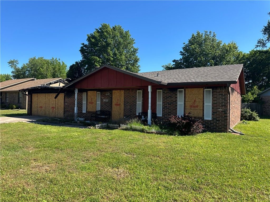 901 Turtle Creek Drive, Rogers, AR 72756 Main Photo