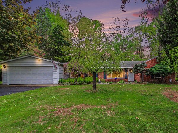 32633 6 Mile Road, Livonia, MI 48152