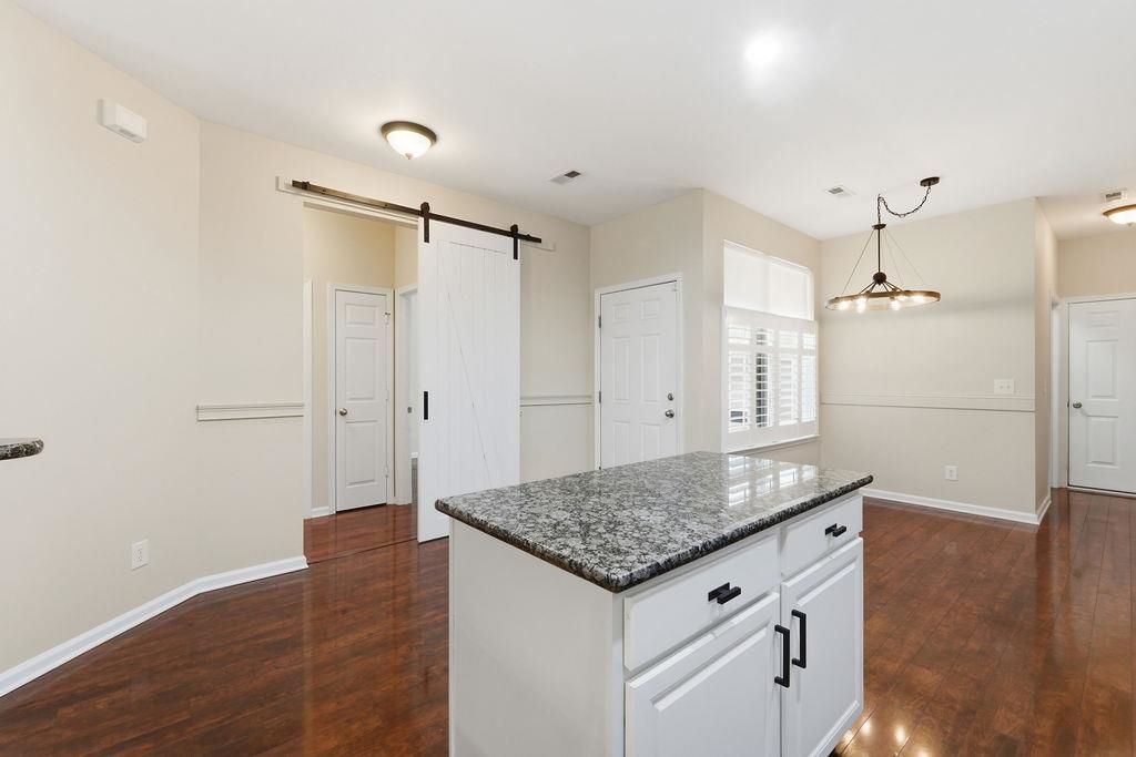 1606 Palmina Loop Photo 10