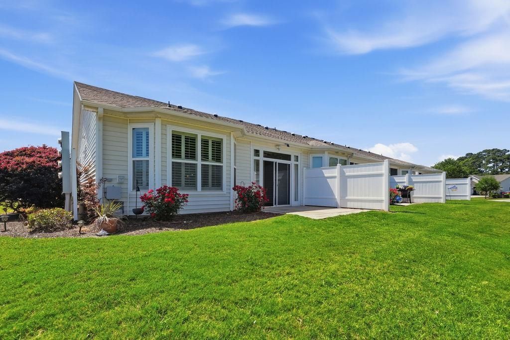 1606 Palmina Loop Photo 38