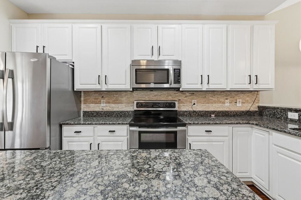 1606 Palmina Loop Photo 6