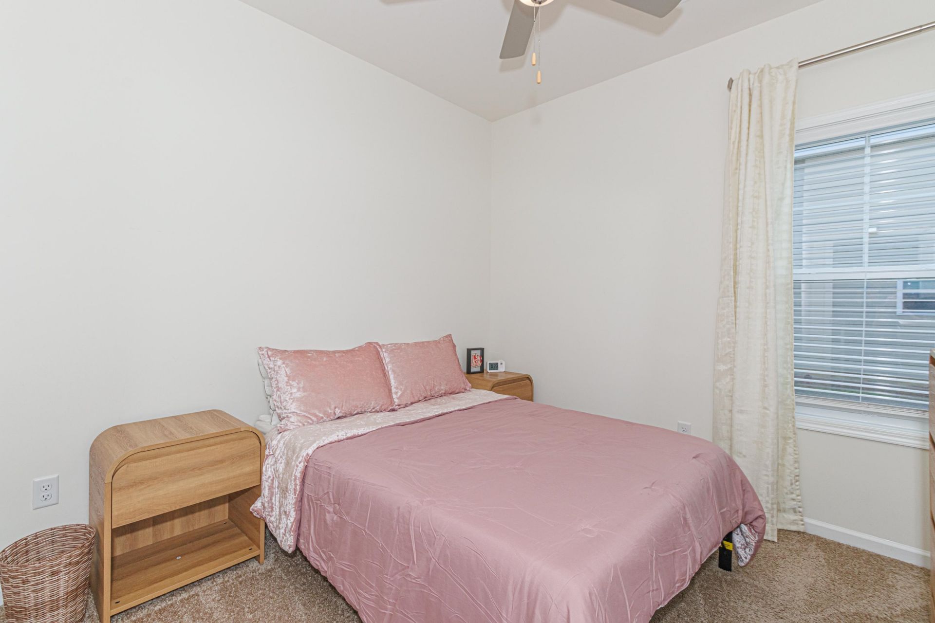 958 Oak Hollow St. Photo 20