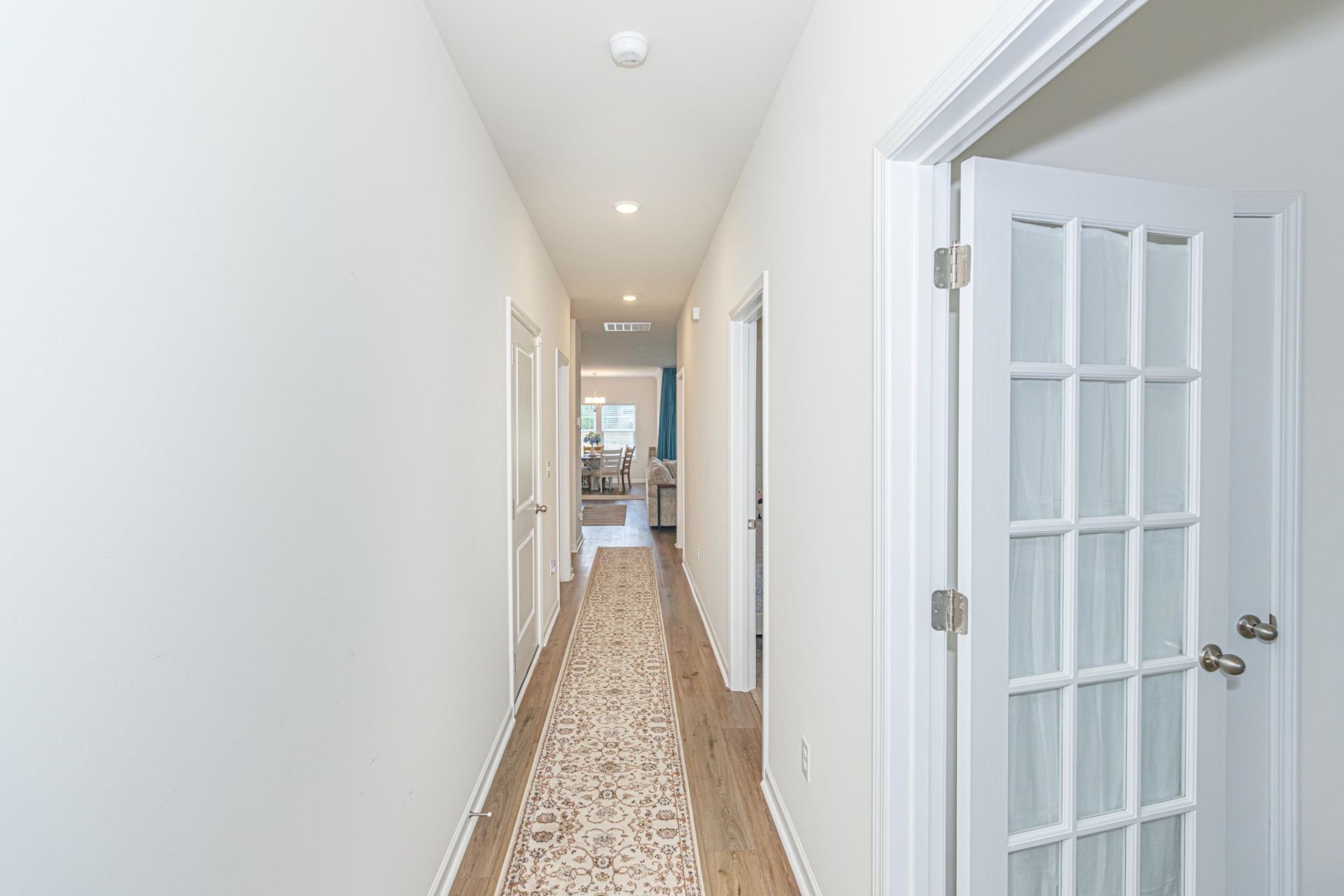 958 Oak Hollow St. Photo 33