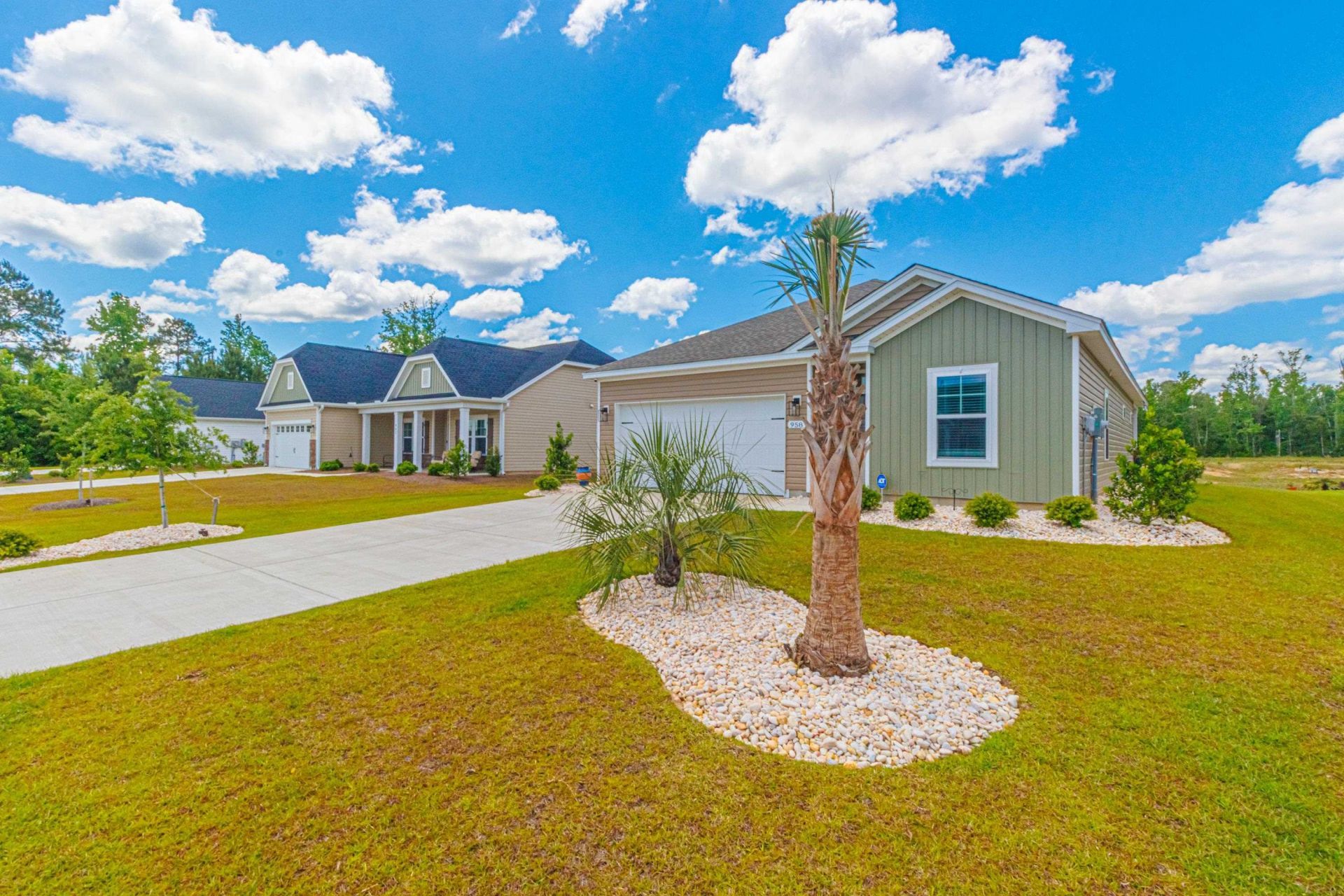 958 Oak Hollow St. Photo 44