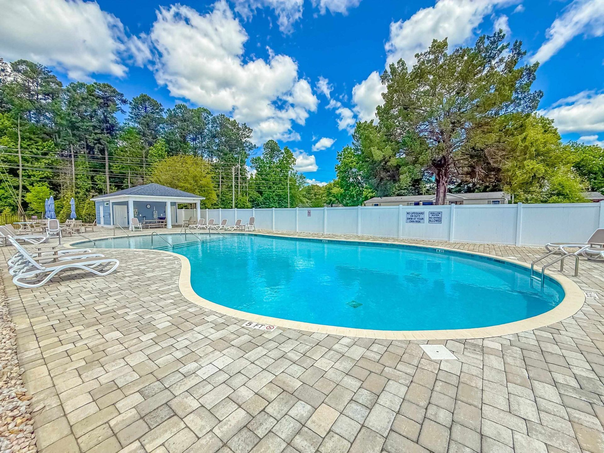 958 Oak Hollow St. Photo 45