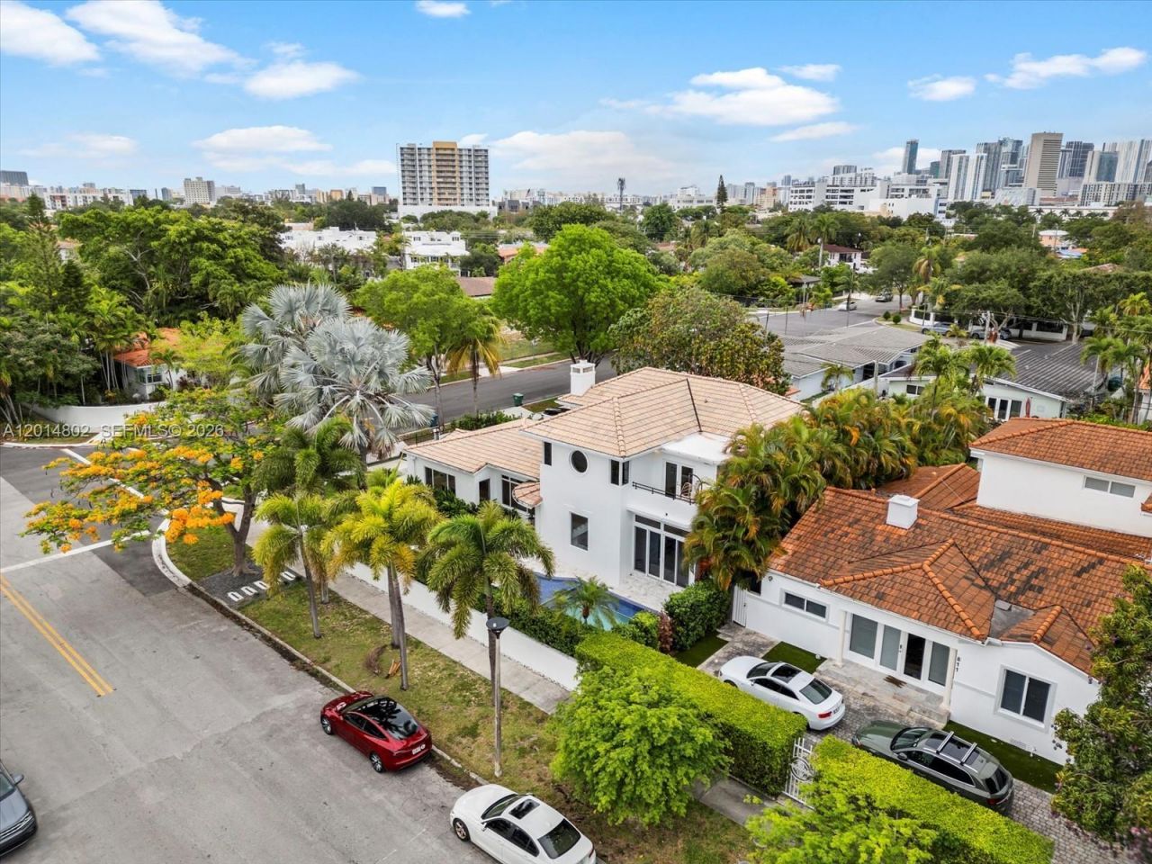 825 SW 23rd Rd , Unit 1, Miami, FL 33129 Photo