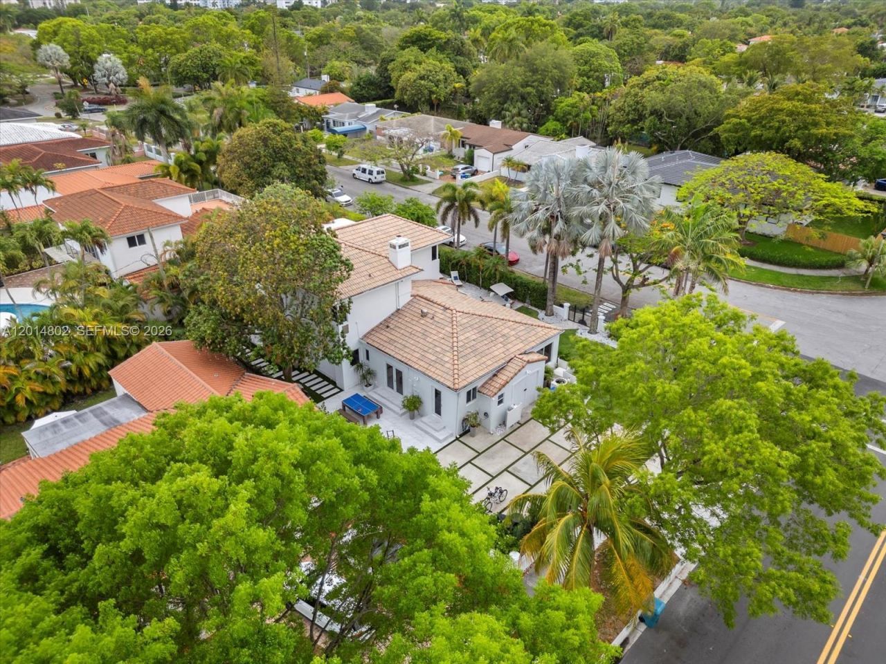 825 SW 23rd Rd , Unit 1, Miami, FL 33129 Photo