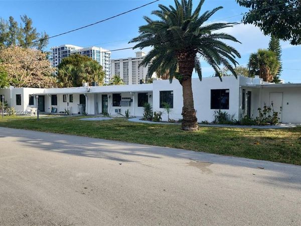 3300 SE 6th St , Pompano Beach, FL 33062